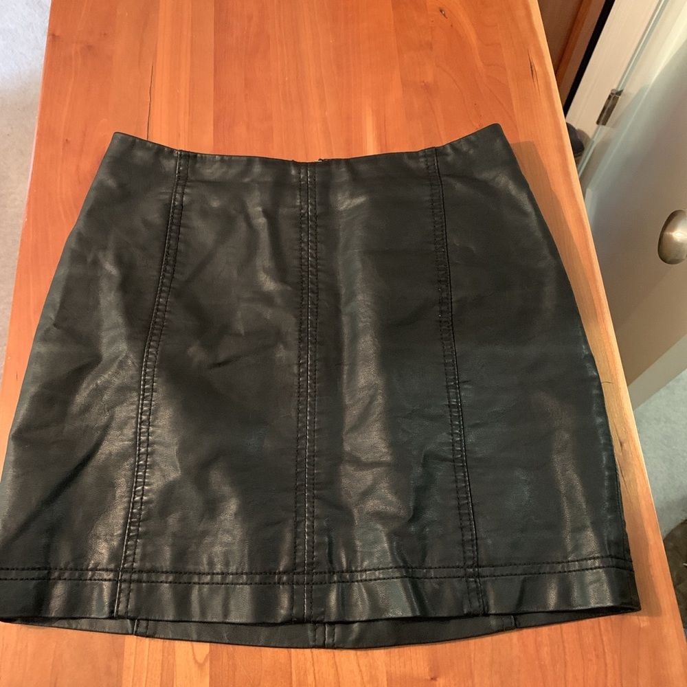 FP MODERN FEMME VEGAN LEATHER MINI SKIRT
